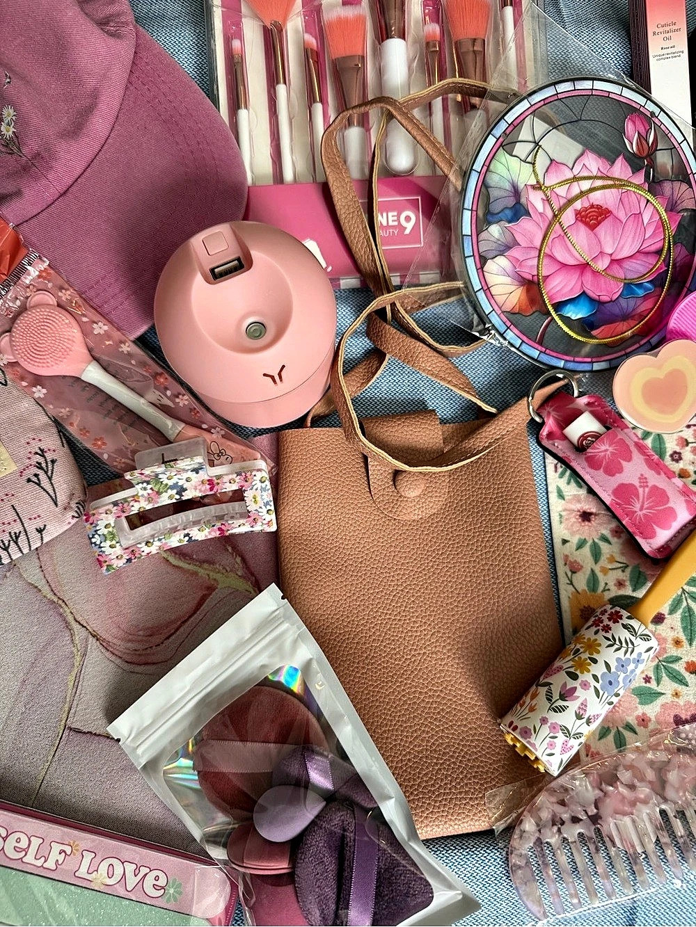 Pretty in Pink Accessory Bundle - Picture 3 of 11